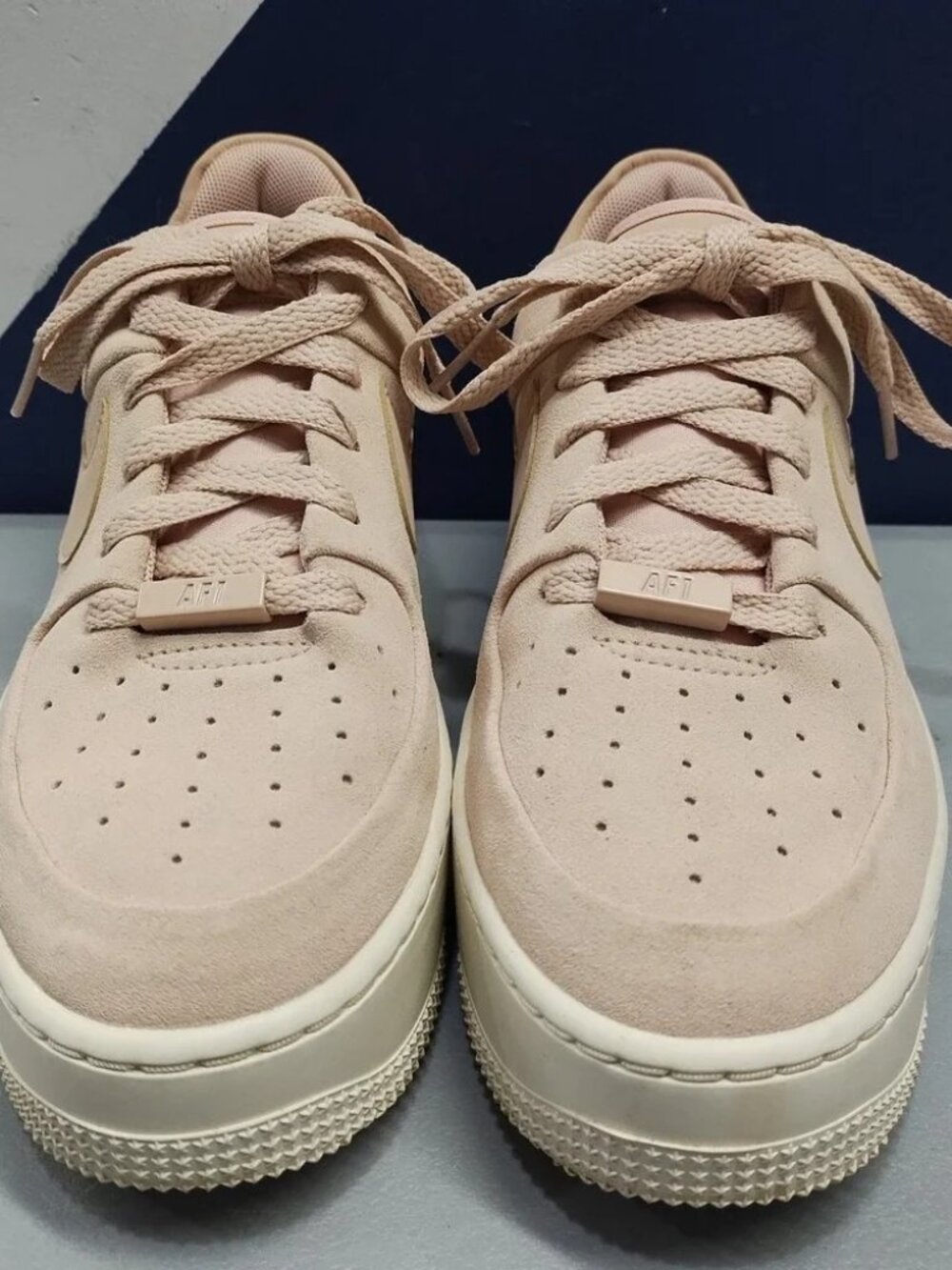 Nike Air Force 1 Sage Low Platform Sneakers Womens 9 Pink Suede